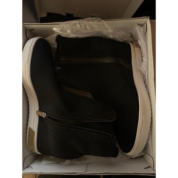 DKNY Women's High Top Slip On Wedge Sneaker, Black/Gold Cali, 8 - Picture 5 of 7